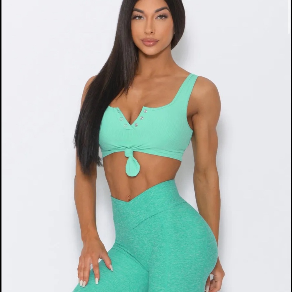 Henley Sports bra Bombshell sportswear